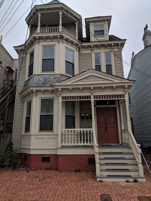 Foto del edificio - 810 Dinwiddie St