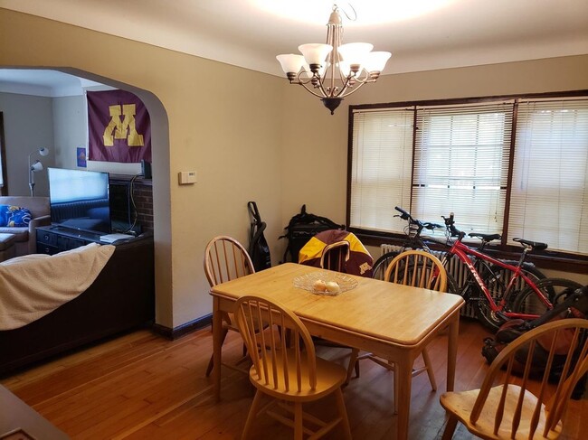 Dining Room - 1036 13th Ave SE