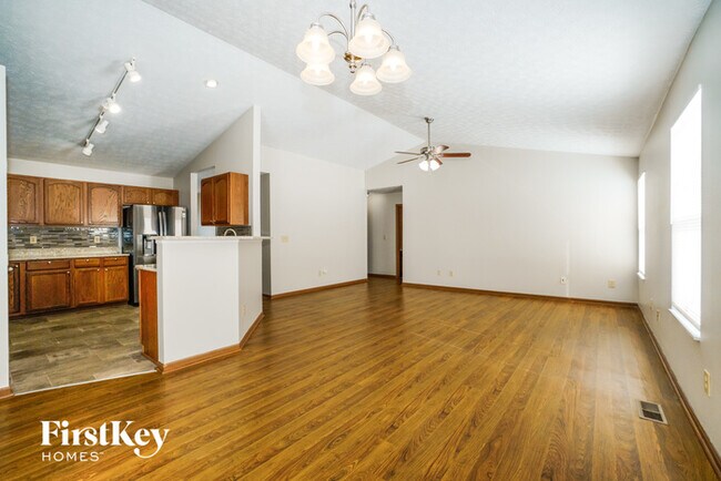 Building Photo - 983 Nolder Dr