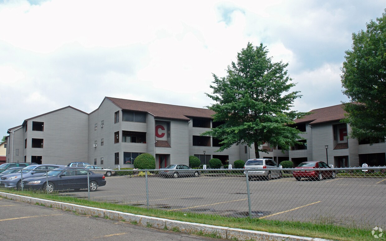 Foto principal - Court View Manor