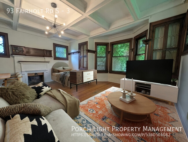 Building Photo - Absolute Show Stopper Victorian Apartment - All Inclusive!