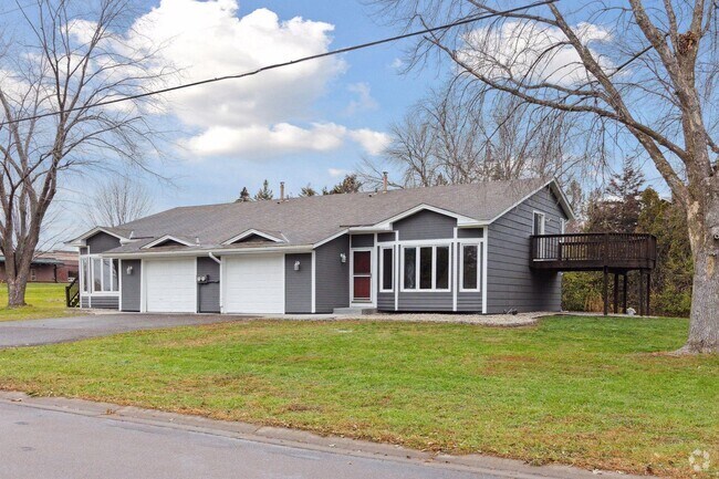 Birch Lake Ponds Apartments for Rent - White Bear Lake, MN - 1 Rentals