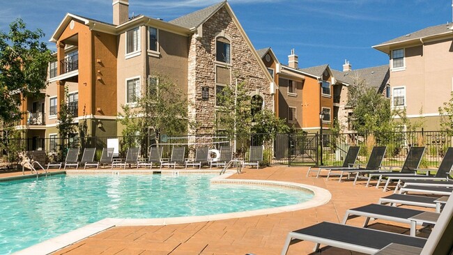 Foto del edificio - 6969 W 90th Ave