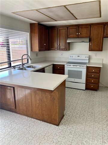 Foto del edificio - 11300 Ivory Ave