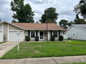 Building Photo - 1111 Squirrel Nest Ln