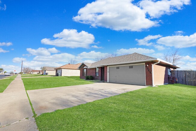 Foto del edificio - 4306 Teal Dr