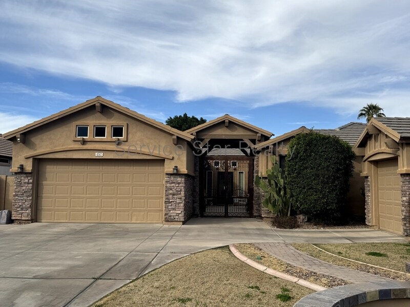 Primary Photo - 452 E Mead Dr