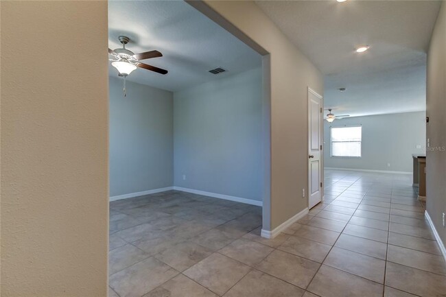 Foto del edificio - 9648 Sage Creek Dr