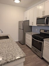 Building Photo - 687 Ocean Ave