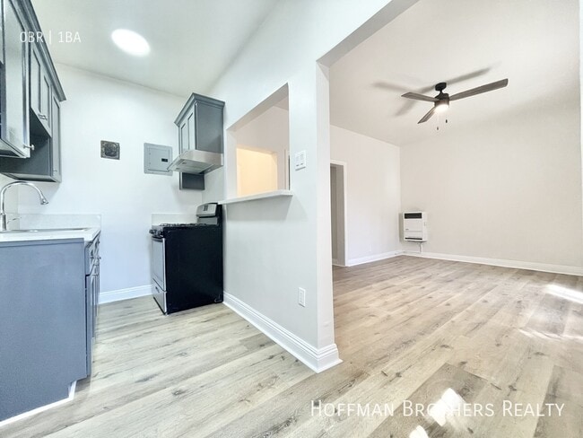 Foto del edificio - 518 N Harvard Blvd