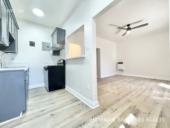 Foto del edificio - 518 N Harvard Blvd