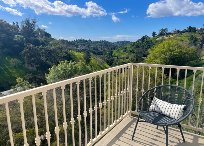 Building Photo - 974 Nordica Dr