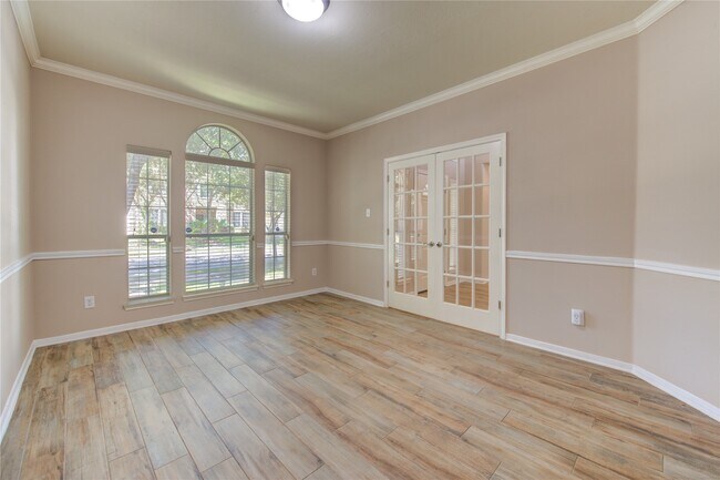 Foto del edificio - 7323 Sunset Bend Ln