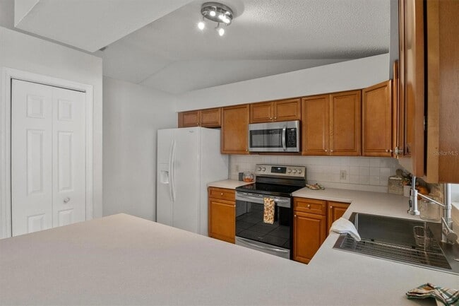 Building Photo - 5167 Cambry Ln