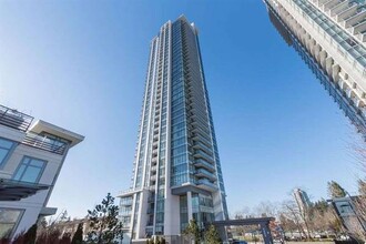 Building Photo - 4900 Lennox Ln