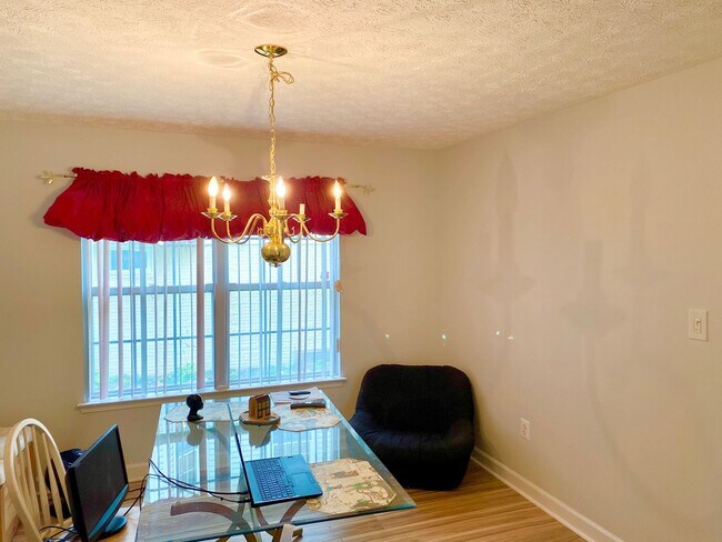 Building Photo - Beautiful 4 Bedroom Colonial Home in Jessup!