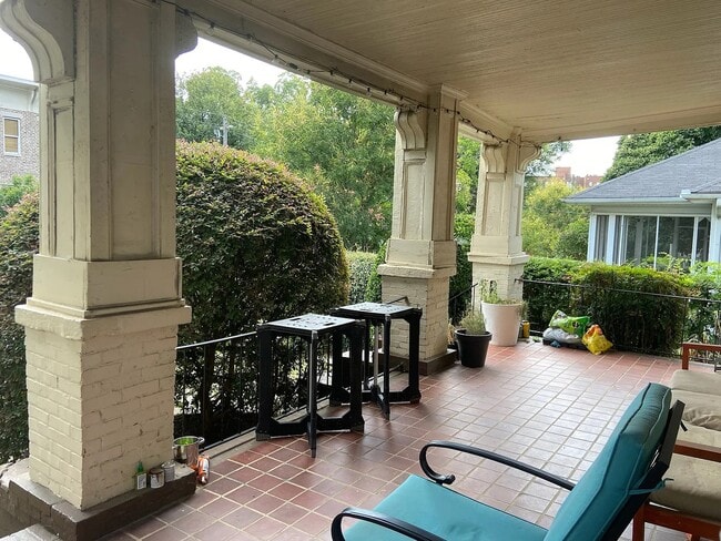 Foto del edificio - 378 Angier Ave NE