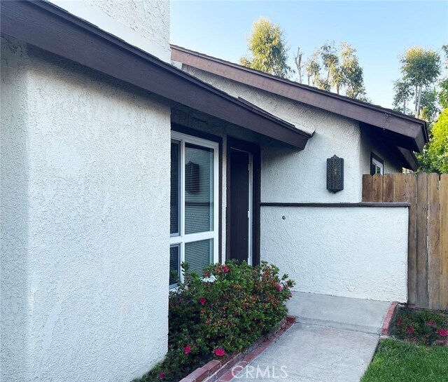Building Photo - 26501 Briarwood Ln