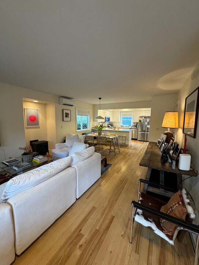 Foto del edificio - 1372 Stonecress Ln