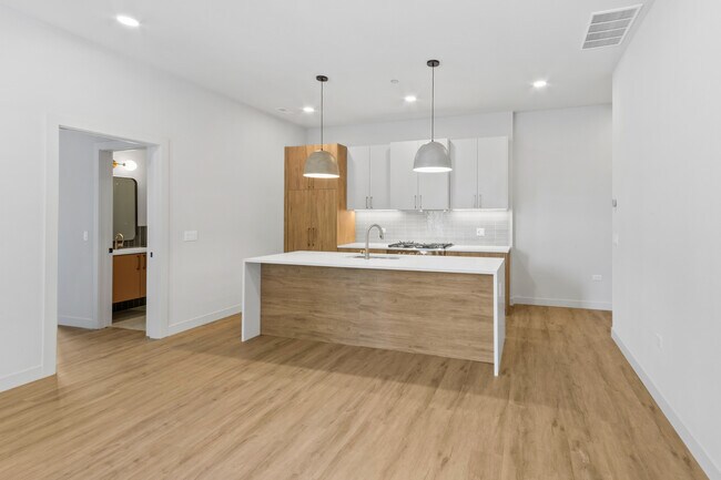 Foto del edificio - 1550 W Monroe St