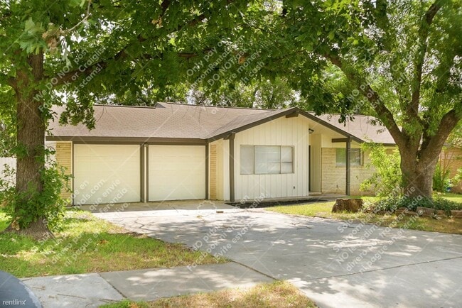 Building Photo - 3 br, 2 bath House - 219 Enchanted Dr