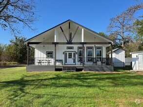 Building Photo - 195 Covert Dr