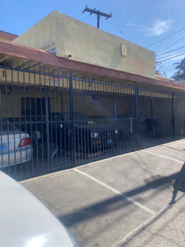 Foto del edificio - 2460 Angela St