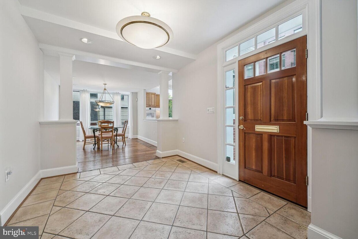 Foto principal - 4828 West Ln