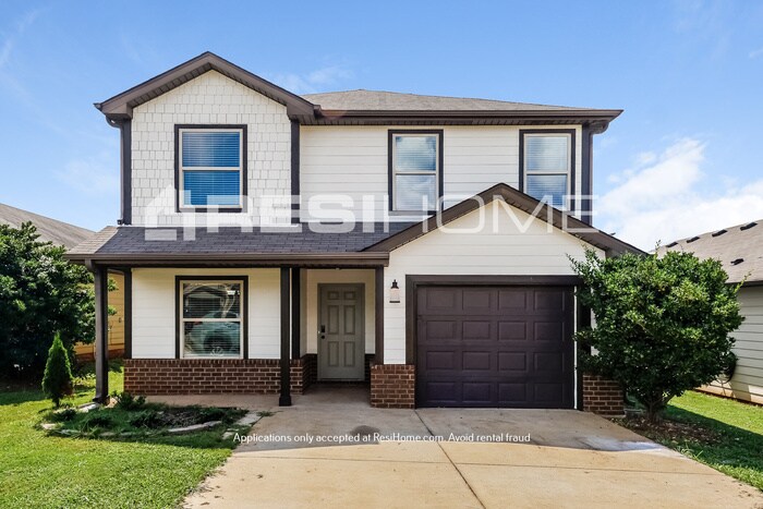 Primary Photo - HOME FOR RENT--1/2 MONTH OFF!