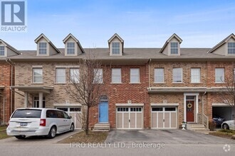 Building Photo - 30 Robert Peel Rd