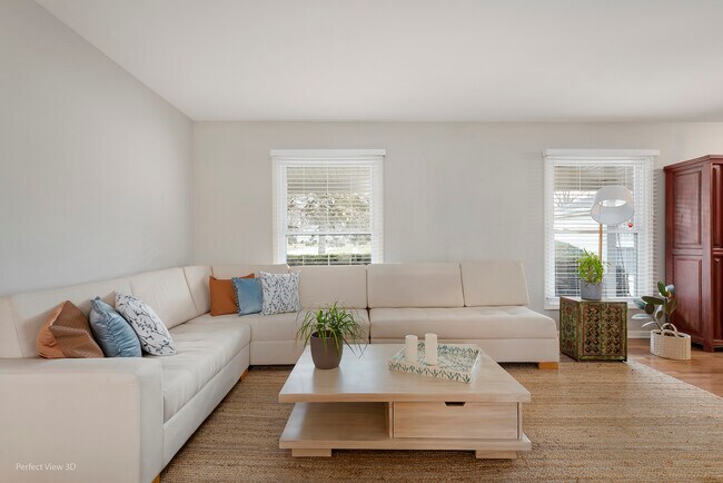 Foto del edificio - 1329 Stonegate Rd