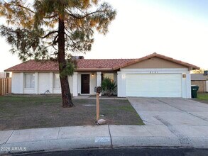 Building Photo - 2121 W Sequoia Dr