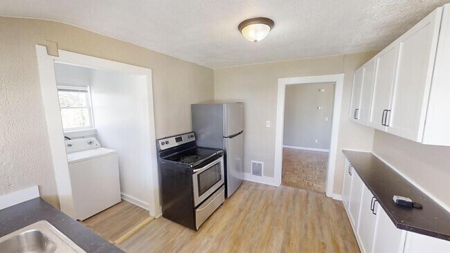 Foto del edificio - 716 Pearl St