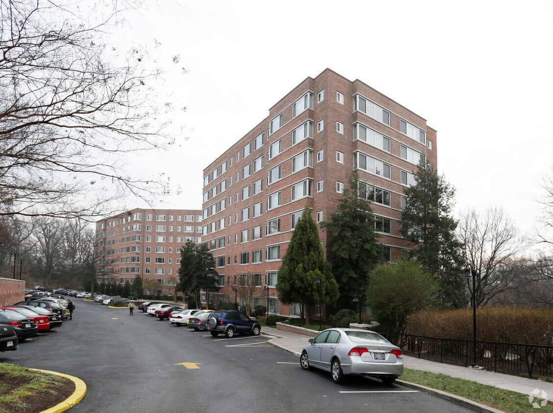 Quebec House Apartments Washington, DC