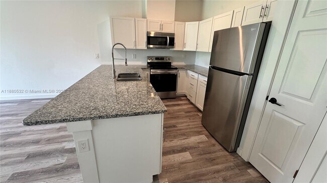 Foto del edificio - 4509 21st St SW