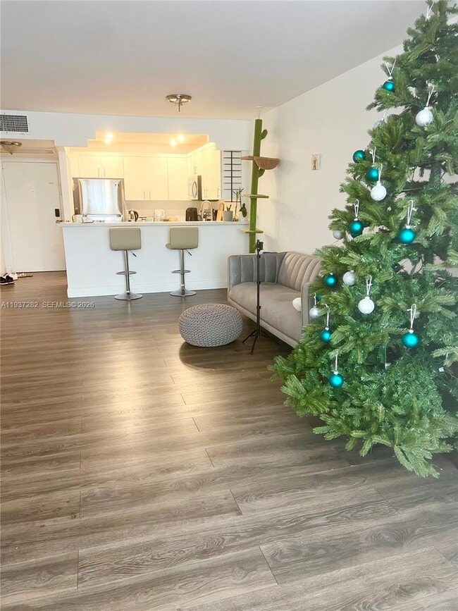 Building Photo - 2001 Atlantic Shores Blvd