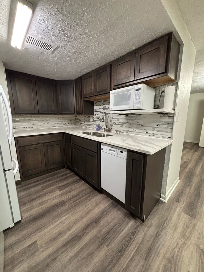 Photo - 120 S 38th Ave Townhome