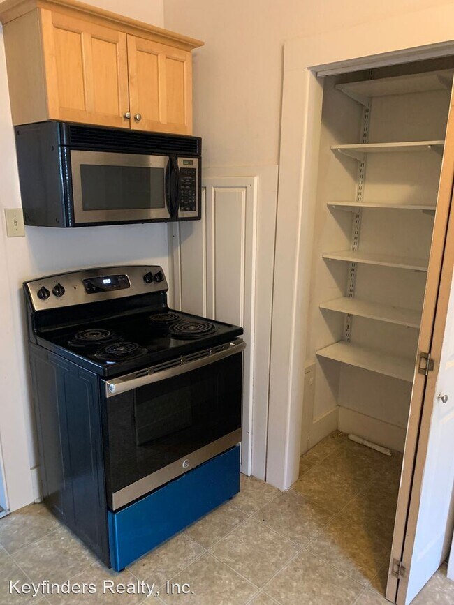 Foto del edificio - 2 br, 1 bath House - 167 6th St.