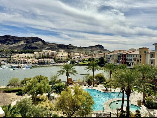 Foto del edificio - Fully Furnished Lake Las Vegas Studio | Waterfront Living | All Utilities Included | Flexible Lea...