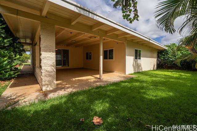 Foto del edificio - 87-325-325 Heleuma St
