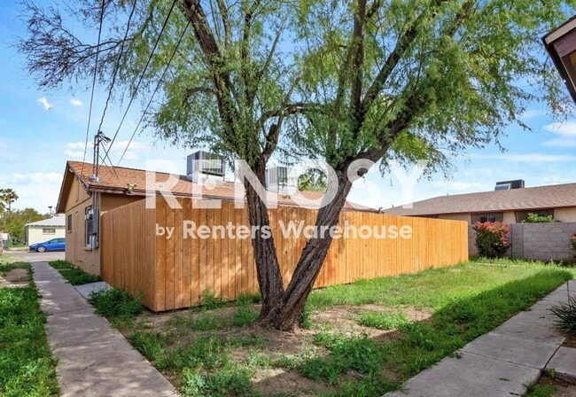 Foto del edificio - 729 E Mission Ln