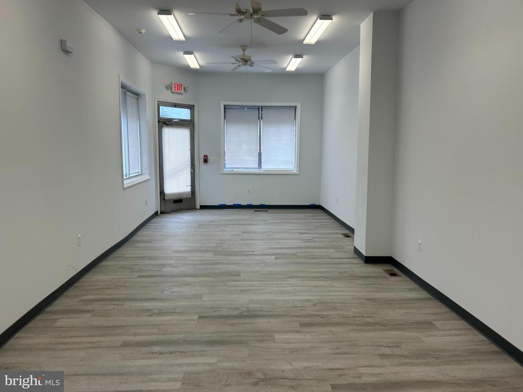 Foto principal - 2600 E Allegheny Ave