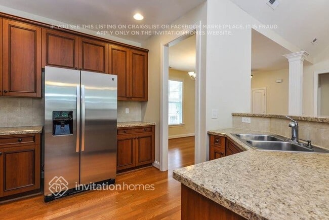 Foto del edificio - 359 Hocutt Farm Dr