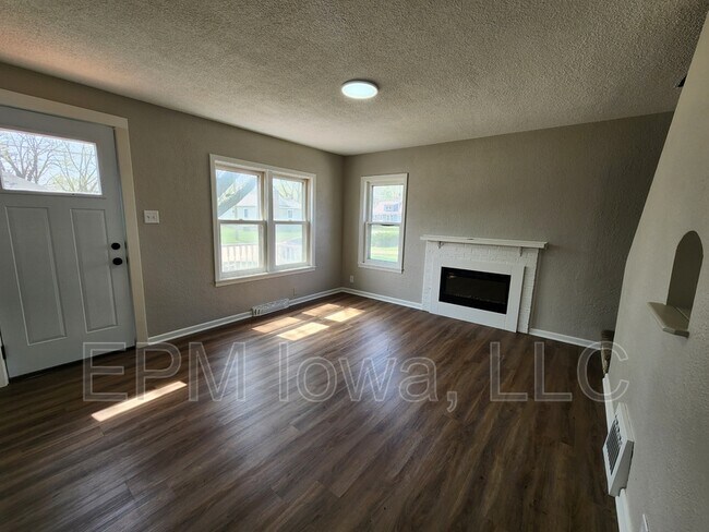Foto del edificio - 608 6th St NW