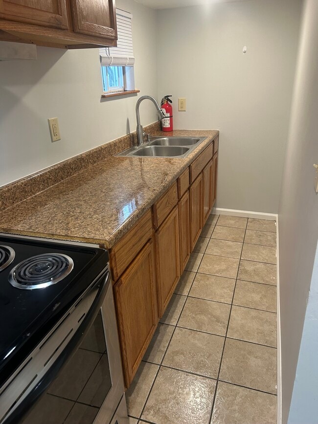 Building Photo - 221 W Washington St