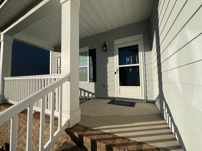 Foto del edificio - 3177 Mayflower Ln