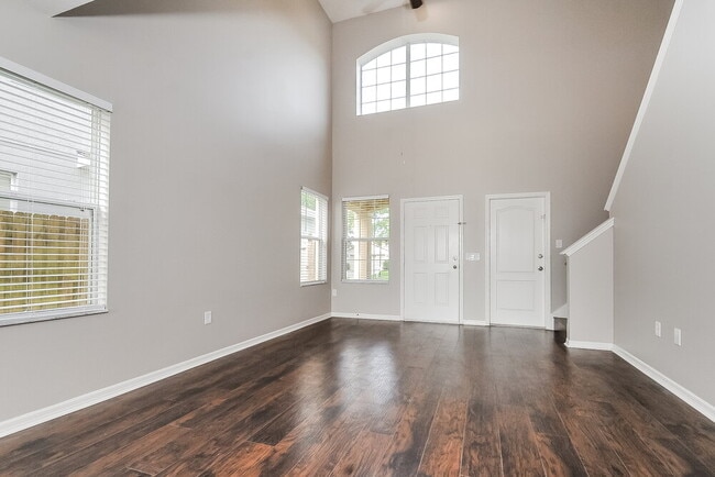 Building Photo - 12527 Evington Point Dr