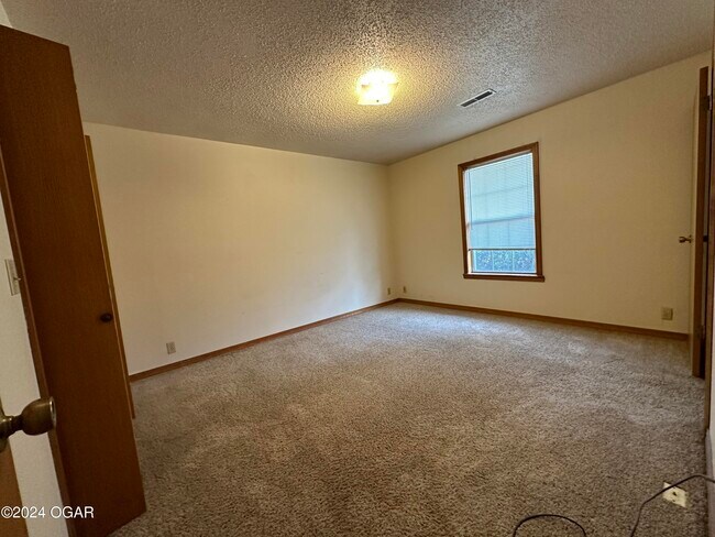 Foto del edificio - 4227 S Joplin Ave