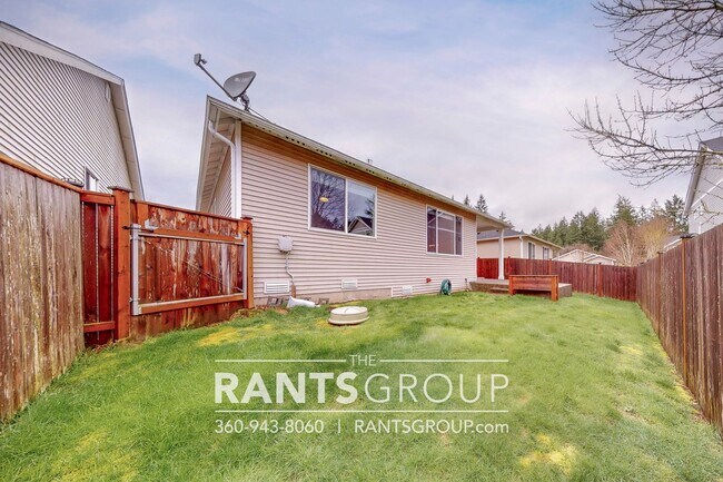 Building Photo - Upgraded 3 BR, 2 BA rambler in West Olympi...