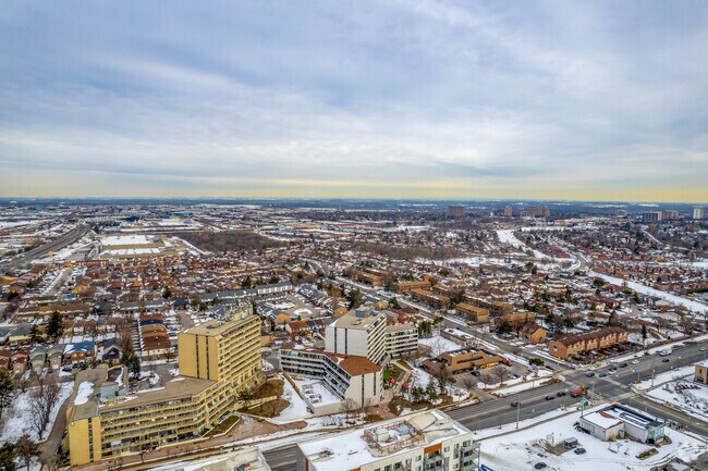 Photo aérienne - 5600 Sheppard Avenue East